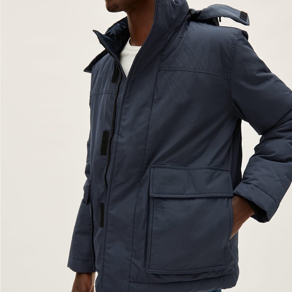 Everlane Men’s Renew Short Parka - Picture 6 of 10